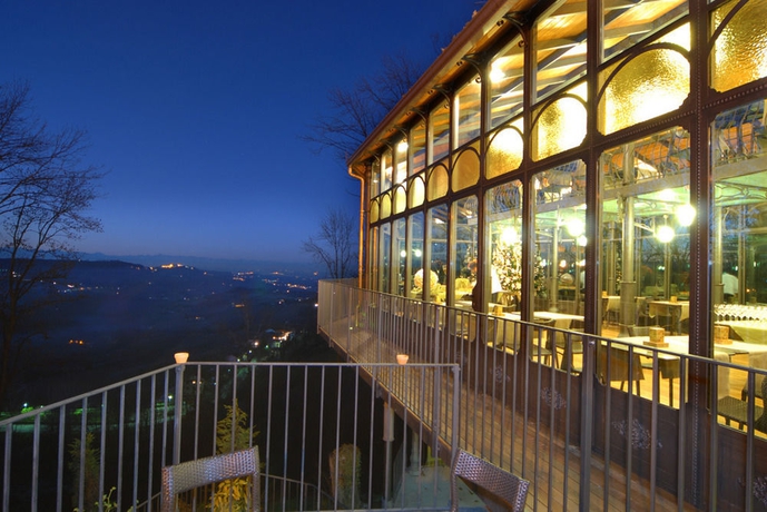 Imagen de los exteriores del Hotel Villa Beccaris. Foto 4