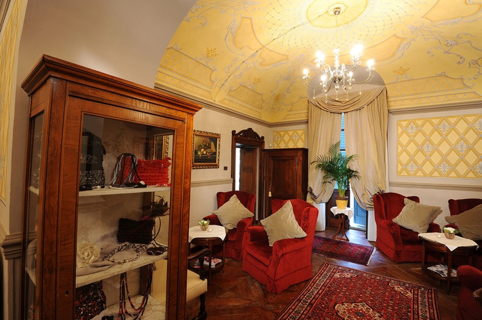 Imagen de los interiores del Hotel Villa Beccaris. Foto 12