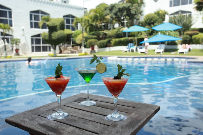Imagen de la piscina del Hotel Villa Bejar Cuernavaca. Foto 15