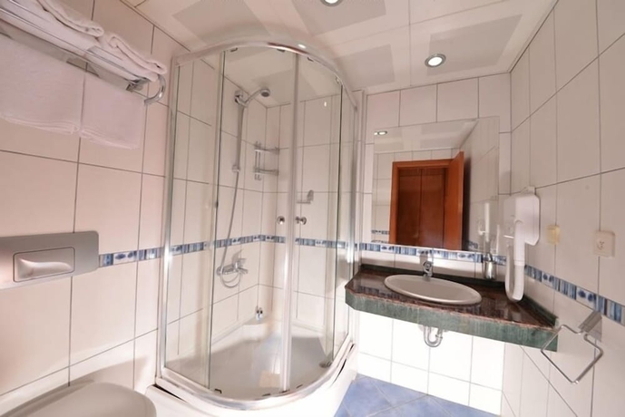 Imagen de la habitación del Hotel Villa Beldeniz. Foto 10
