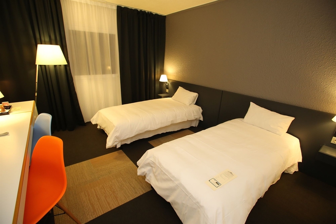 Imagen de la habitación del Hotel Villa Bellagio Blois. Foto 2