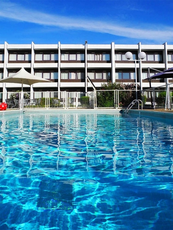 Imagen de la piscina del Hotel Villa Bellagio Blois. Foto 15