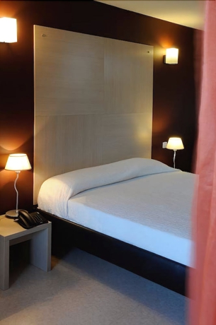 Imagen de la habitación del Hotel Villa Bellagio Montpellier. Foto 9