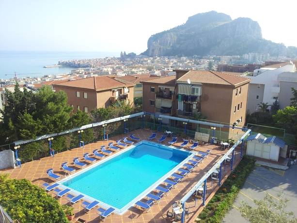 Imagen de la piscina del Hotel Villa Belvedere, Cefalu. Foto 15