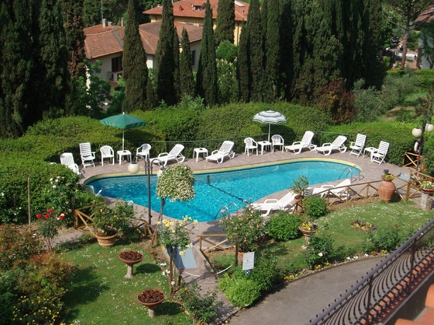 Imagen de la piscina del Hotel Villa Belvedere, Due Strade. Foto 9
