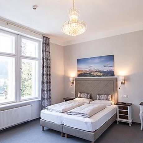 Imagen de la habitación del Hotel Villa Bergzauber. Foto 6