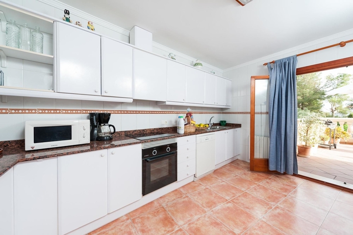 Imagen de la habitación del Hotel Villa Bessó. Foto 8