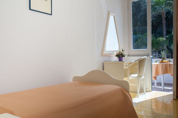 Imagen de la habitación del Hotel Villa Bianca, Cuotto. Foto 11