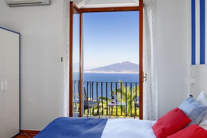 Imagen de la habitación del Hotel Villa Bianca, Sorrento. Foto 7