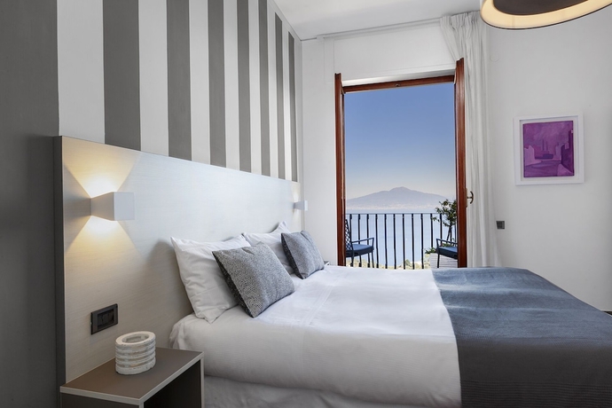 Imagen de la habitación del Hotel Villa Bianca, Sorrento. Foto 18