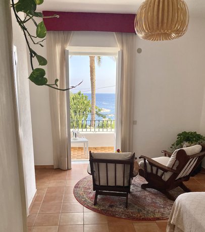 Imagen de la habitación del Hotel Villa Bina Sea. Foto 3