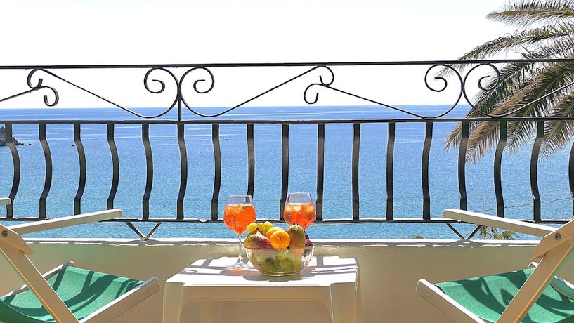 Imagen de la habitación del Hotel Villa Bina Sea. Foto 9