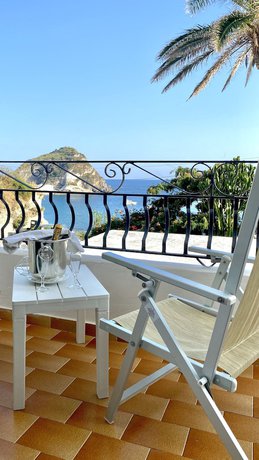 Imagen de la habitación del Hotel Villa Bina Sea. Foto 18