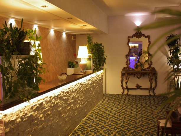 Imagen de los interiores del Hotel Villa, Bisceglie. Foto 19