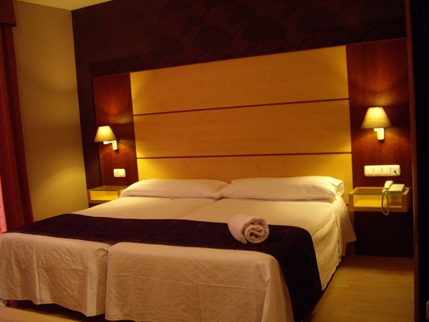 Imagen de la habitación del Hotel Villa Blanca, Albolote. Foto 8