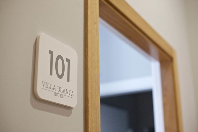 Imagen de los interiores del Hotel Villa Blanca, Tui. Foto 19