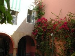 Imagen de los exteriores del Hotel Villa Bleue. Foto 3