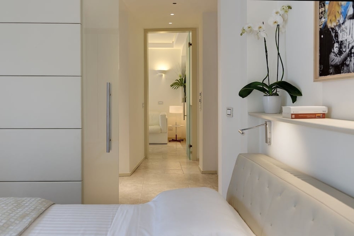 Imagen de la habitación del Hotel Villa Blu Capri. Foto 5