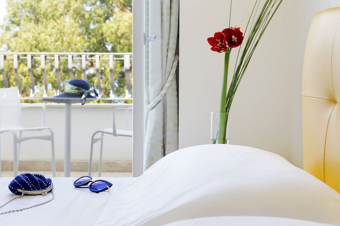 Imagen de la habitación del Hotel Villa Blu Capri. Foto 12