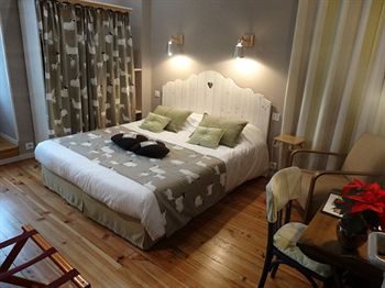 Imagen de la habitación del Hotel Villa Bon Repos. Foto 5