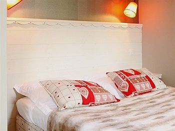 Imagen de la habitación del Hotel Villa Bon Repos. Foto 9