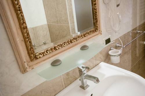 Imagen de la habitación del Hotel Villa Borri. Foto 6