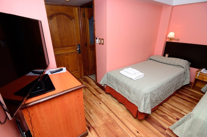 Imagen de la habitación del Hotel Villa Brescia. Foto 9