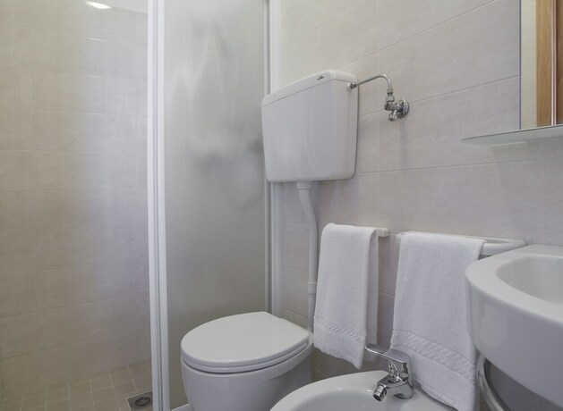 Imagen de la habitación del Hotel Villa Bruna. Foto 34