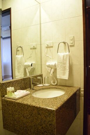 Imagen general del Hotel Villa Caceres. Foto 4