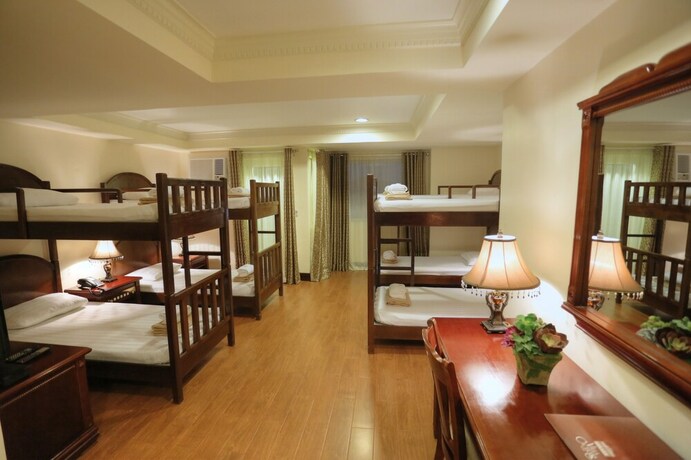 Imagen de la habitación del Hotel Villa Caceres. Foto 16