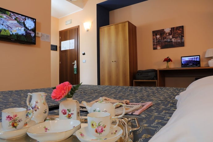 Imagen de la habitación del Hotel Villa Cagnola. Foto 12