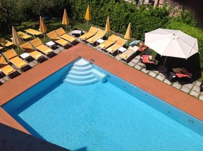 Imagen de la piscina del Hotel Villa C&agrave; Nova. Foto 6