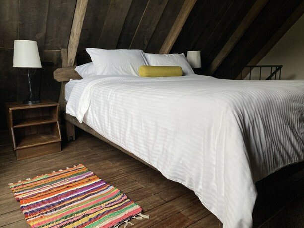 Imagen de la habitación del Hotel Villa Calas. Foto 27