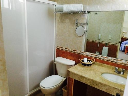 Imagen de la habitación del Hotel Villa Caltengo. Foto 6