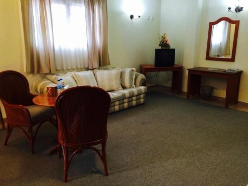 Imagen de la habitación del Hotel Villa Caltengo. Foto 8