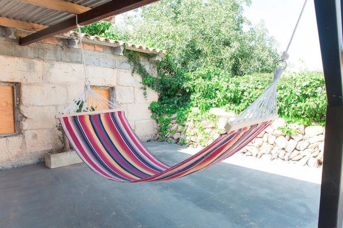 Imagen de los exteriores del Hotel Villa Can Antonia Dotze. Foto 15