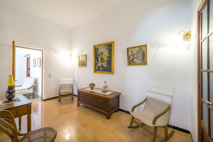 Imagen de los interiores del Hotel Villa Can Cirerol. Foto 9