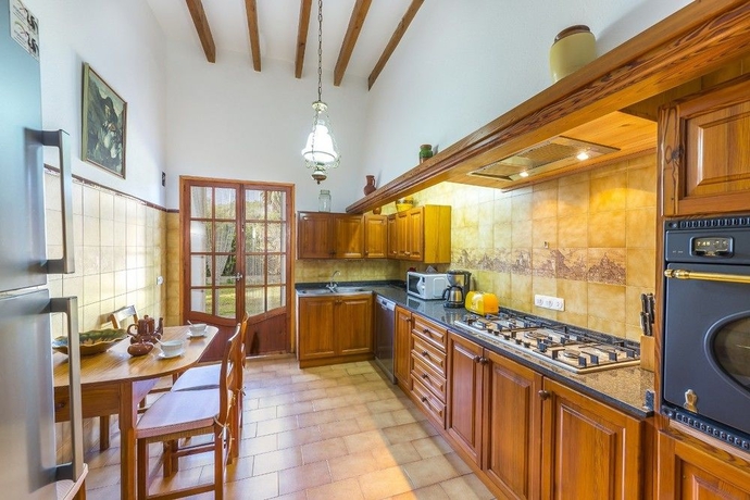 Imagen de la habitación del Hotel Villa Can Cirerol. Foto 3