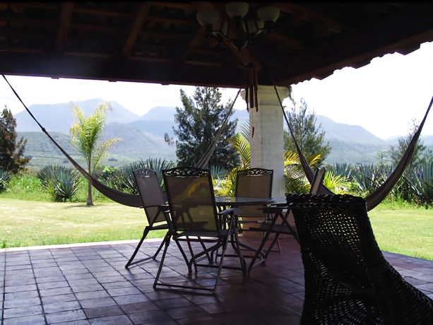 Imagen de los exteriores del Hotel Villa Cantabria. Foto 13