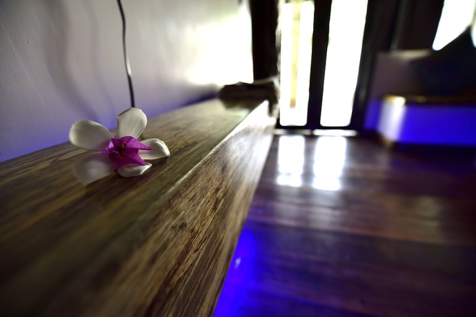 Imagen de la habitación del Hotel Villa Cantika Resort. Foto 13