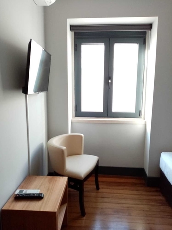 Imagen de la habitación del Hotel Villa Caparica Hostel. Foto 11