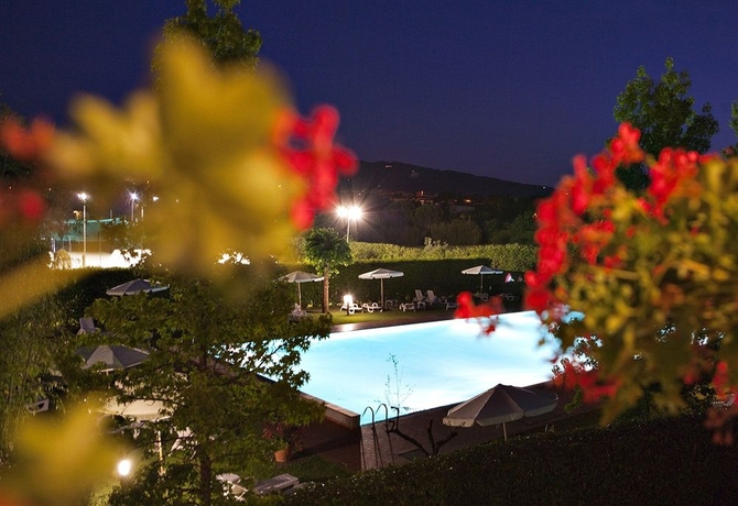 Imagen de la piscina del Hotel Villa Cappugi. Foto 16