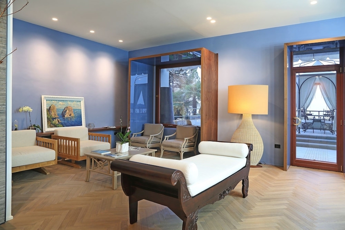 Imagen de los interiores del Hotel Villa Capri, Gardone Riviera. Foto 15