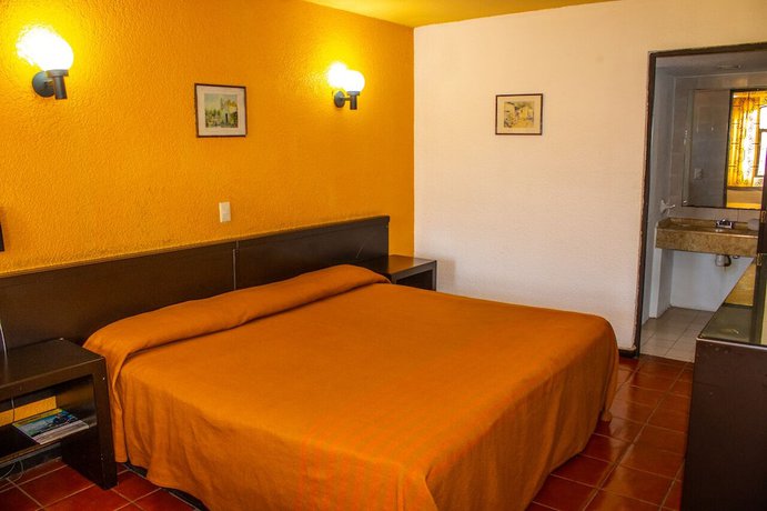 Imagen de la habitación del Hotel Villa Capri Morelia. Foto 2