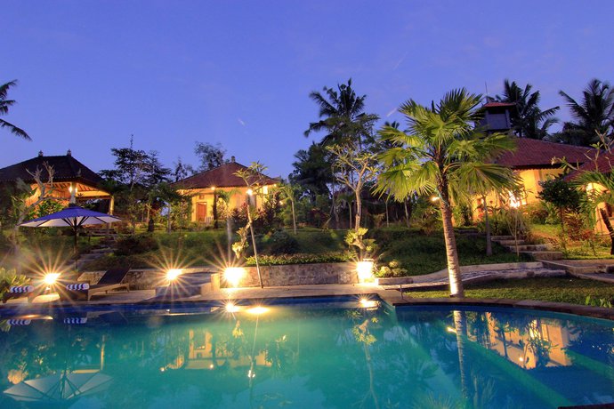 Imagen de la piscina del Hotel Villa Capung Mas. Foto 18