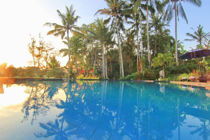 Imagen de la piscina del Hotel Villa Capung Mas. Foto 19