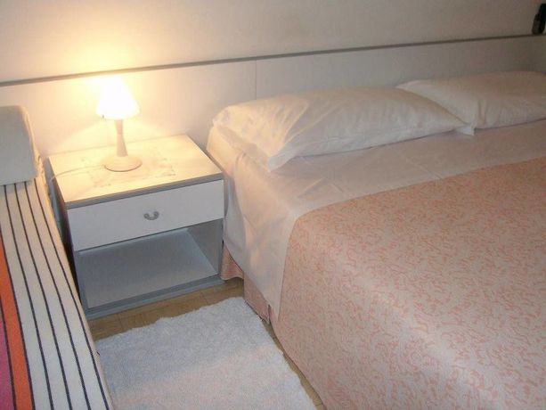 Imagen de la habitación del Hotel Villa Carla, Grado. Foto 12