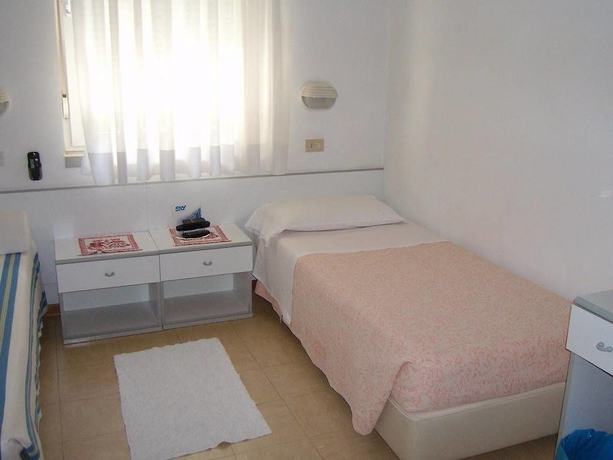 Imagen de la habitación del Hotel Villa Carla, Grado. Foto 19