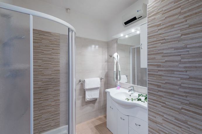 Imagen de la habitación del Hotel Villa Carmen. Foto 4