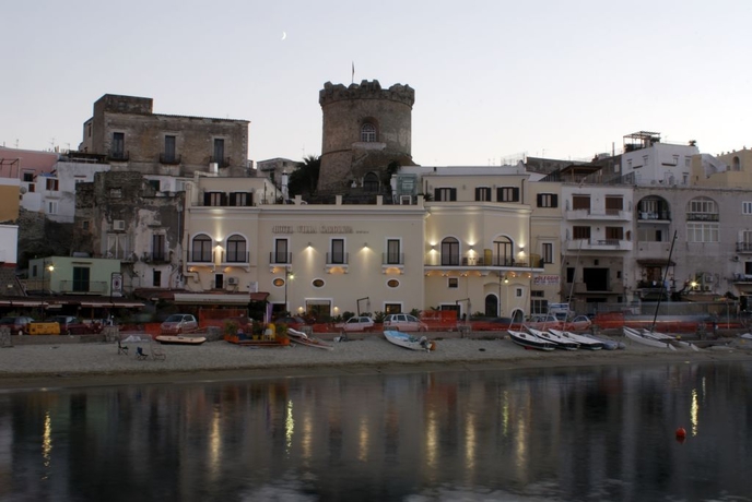 Imagen general del Hotel Villa Carolina. Foto 7